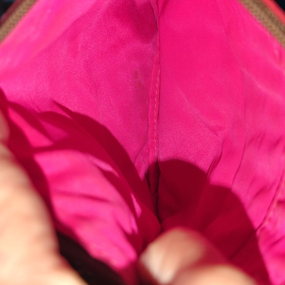 Dooney & Bourke red nylon crossbody - Picture 5 of 10